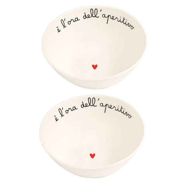 Set di due ciotole in gres con scritta "è l'ora dell'aperitivo" e cuoricino rosso.