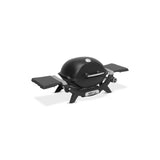Barbecue a gas Weber Q 1200 nero in vista angolare laterale