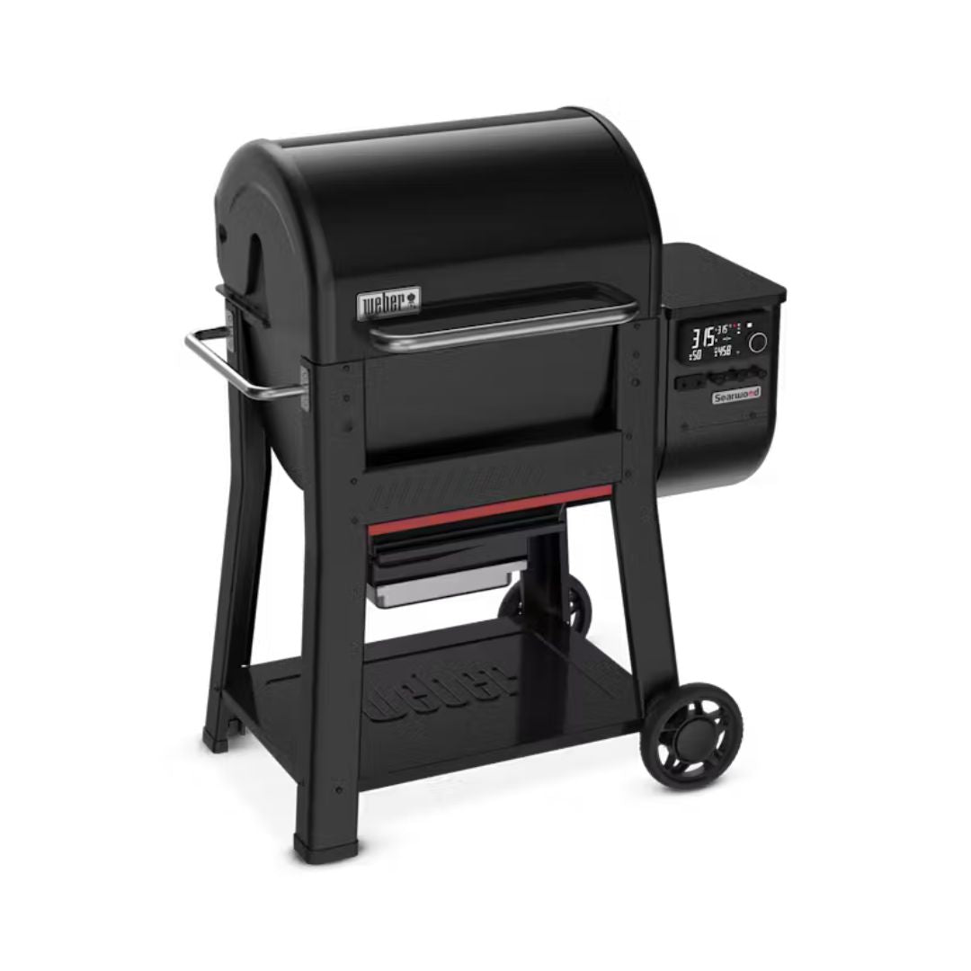 Barbecue a pellet Weber Searwood nero in vista tre quarti con ruote laterali