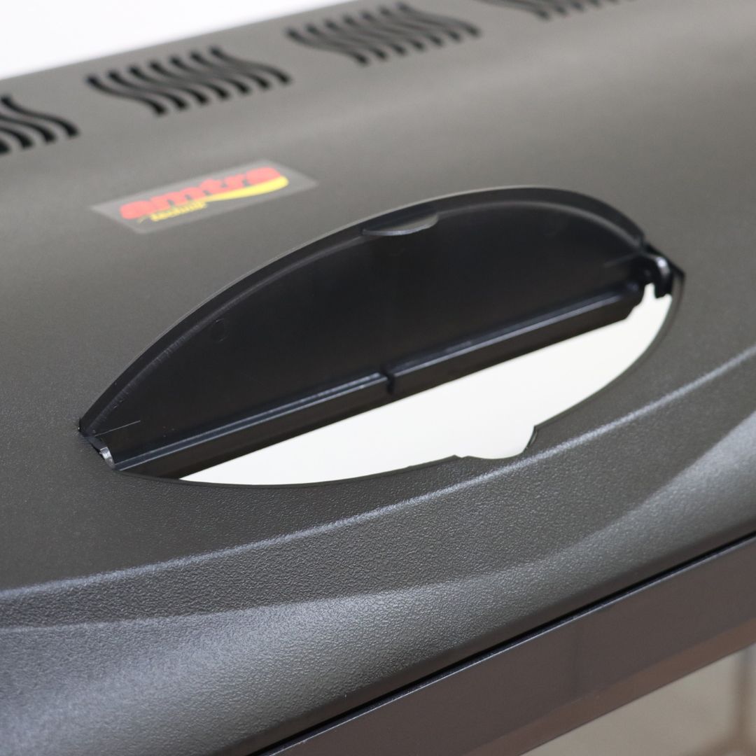 Dettaglio del coperchio dell'acquario Amtra Basic LED