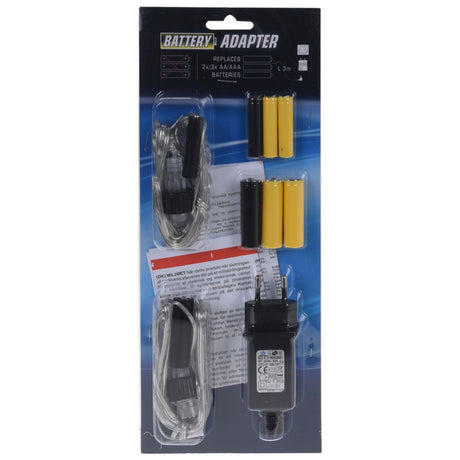 Confezione di battery adapter con cavo, spina e adattatori che sostituiscono 2 o 3 batterie AA/AAA.