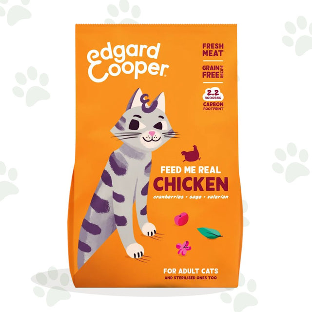 Confezione di crocchette per gatto da 2 kg di Edgar&Cooper con pollo fresco.