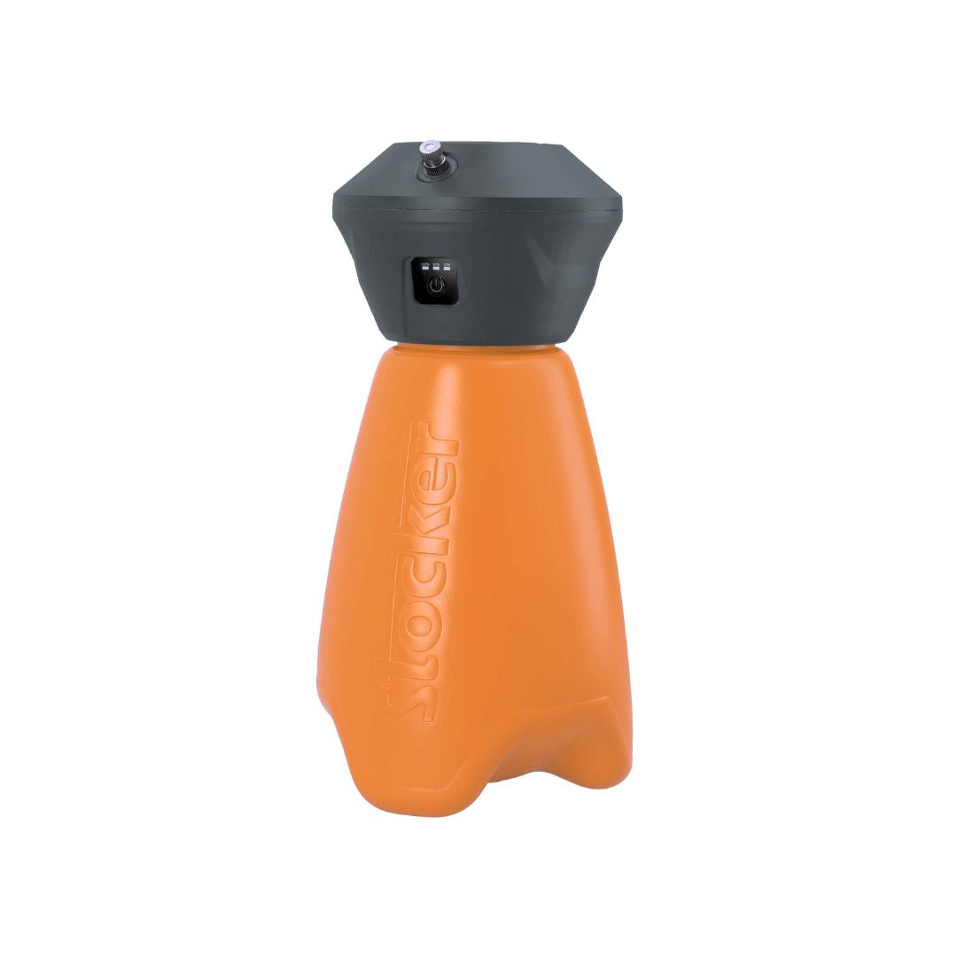 Nebulizzatore Geyser Mini Stocker per uso con disabituanti, colore arancione e nero, su sfondo bianco