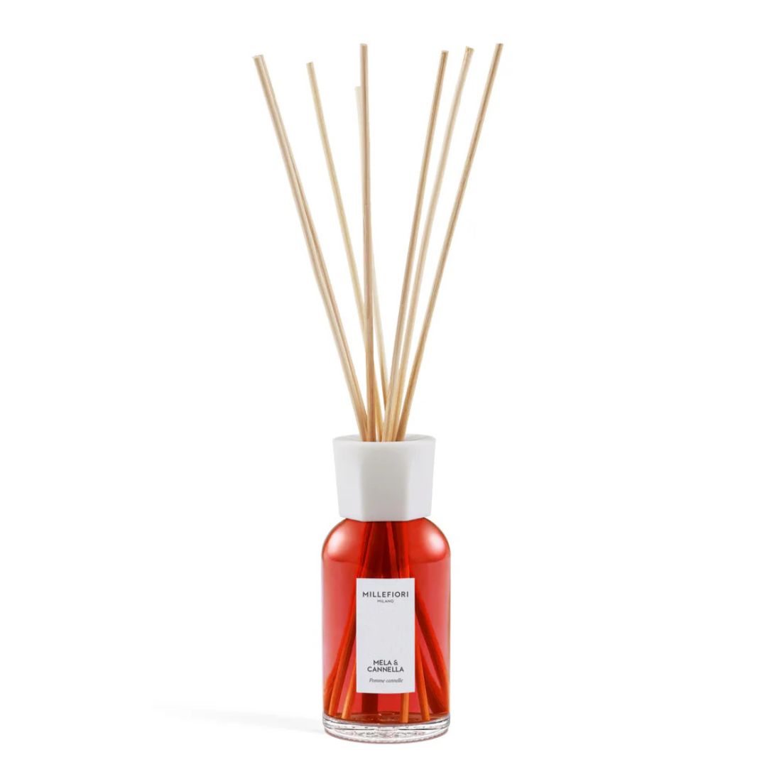 Diffusore con bastoncini per ambiente Millefiori profumazione Mela & Cannella 250ml.