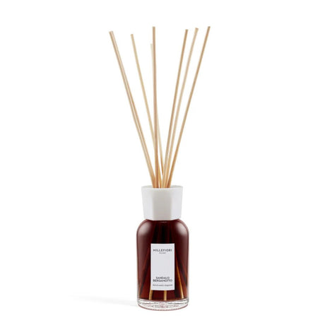 Diffusore con bastoncini per ambiente Millefiori profumazione Sandalo Bergamotto 250ml.