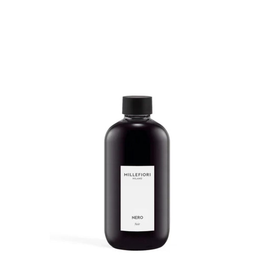 Ricarica diffusore Millefiori profumazione Nero 250ml.