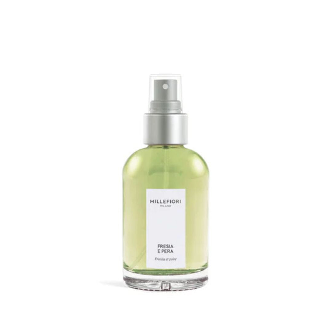 Spray per ambiente Millefiori profumazione Fresia e Pera 100ml.