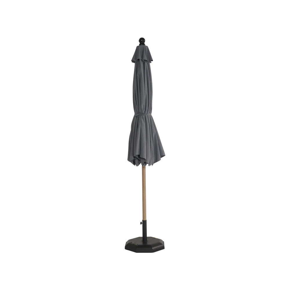 Ombrellone grigio chiuso con palo effetto legno