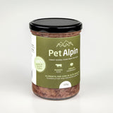 Barattolo di vetro Pet Alpin da 100g con cibo per cani a base di manzo e crauti, prodotto in Alto Adige con etichetta verde oliva e coperchio nero