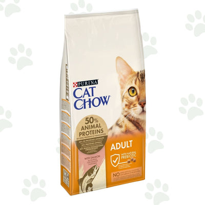 Confezione da 10 kg di crocchette per gatti adulti Cat Chow con salmone.