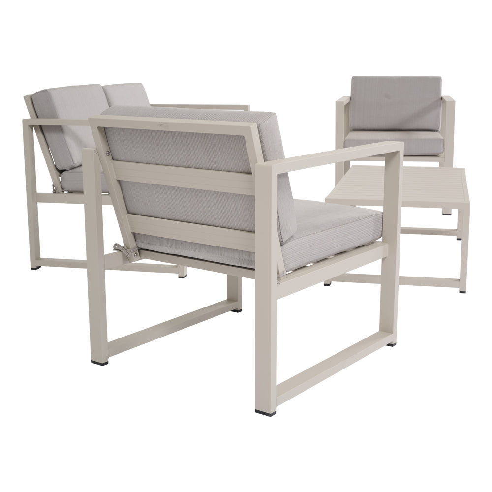 Poltrona del salotto da giardino Vision vista laterale con struttura crema e cuscini beige