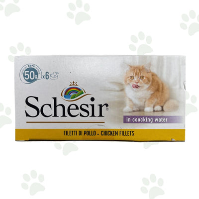 Confezione multipack Schesir 6x50 g filetti di pollo in acqua di cottura per gatti.
