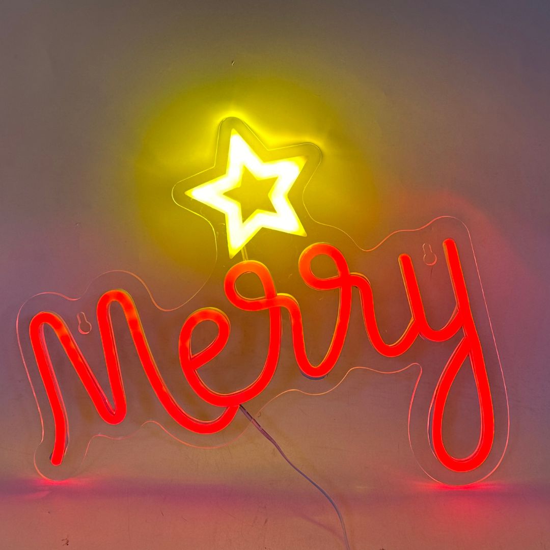 Decorazione luminosa natalizia con scritta rossa Merry e stella gialla in stile neon LED.