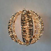 Sfera decorativa natalizia in materiale dorato con micro LED bianco caldo di diametro 30cm.