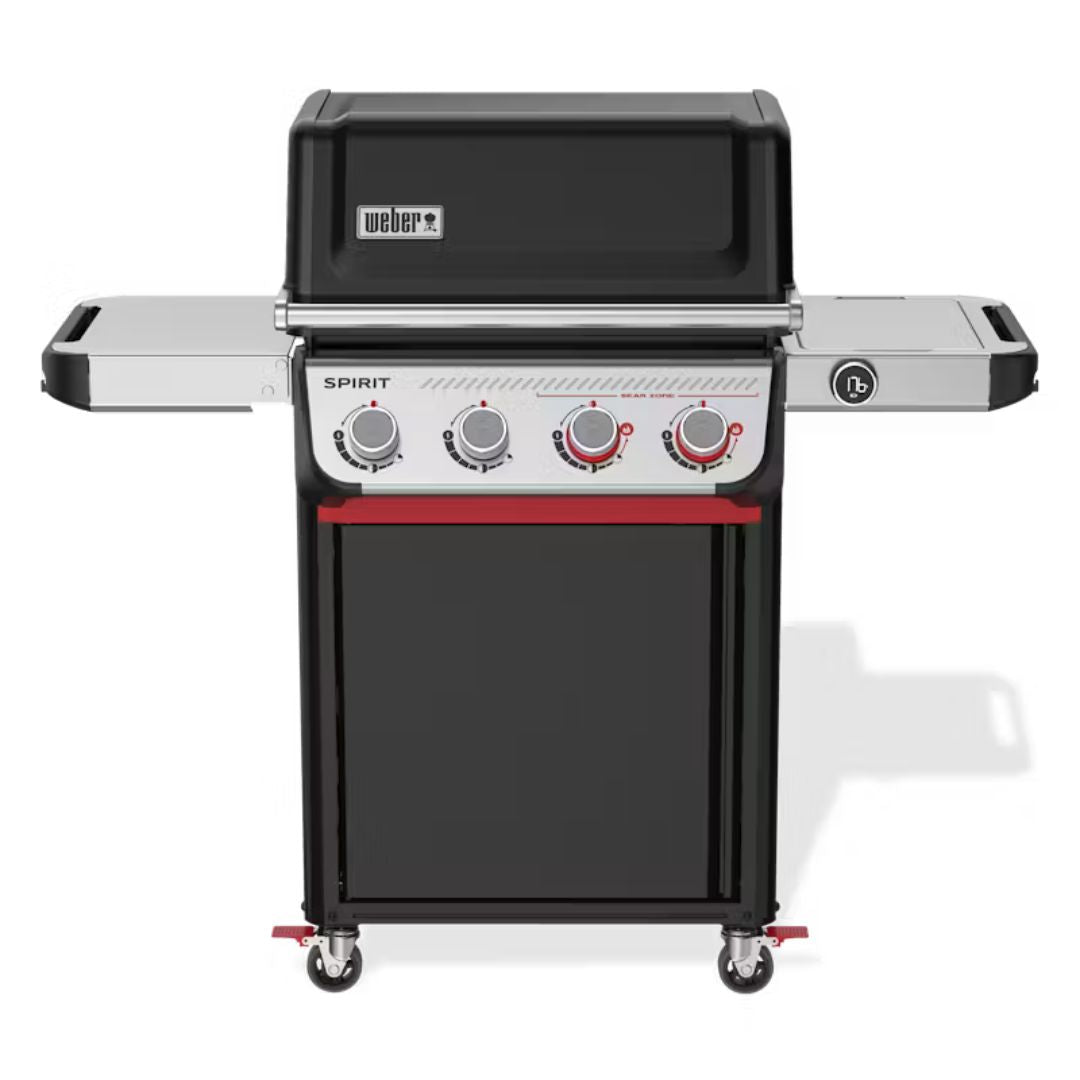 Barbecue a gas Weber Spirit EP-425 nero con quattro manopole frontali, ripiani laterali e mobiletto inferiore su ruote.