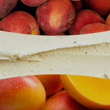 Collage con pesche, nettare cremoso e mango che richiama la profumazione della candela.
