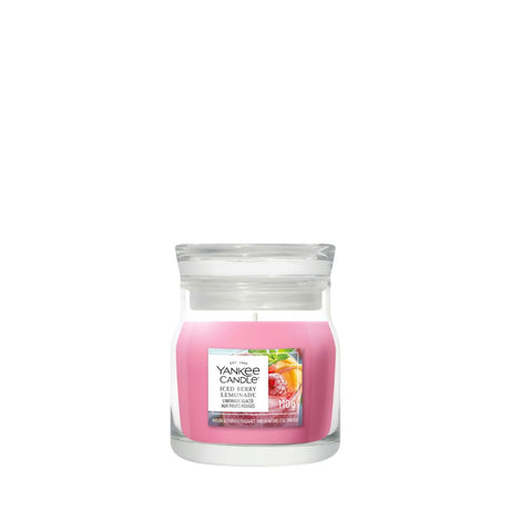 Candela Yankee Candle Iced Berry Lemonade piccola in giara di vetro.