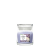 Candela Yankee Candle Lavender Vanilla piccola in giara di vetro.