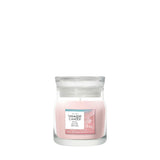 Candela Yankee Candle Pink Sands piccola in giara di vetro.