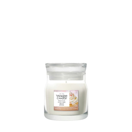Candela Yankee Candle Vanilla Cupcake piccola in giara di vetro.