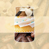 Collage con fiore di vaniglia, cupcake glassato e chicchi di caffè che richiama la profumazione della candela.