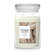 Candela Yankee Candle Warm Cashmere grande in giara di vetro.