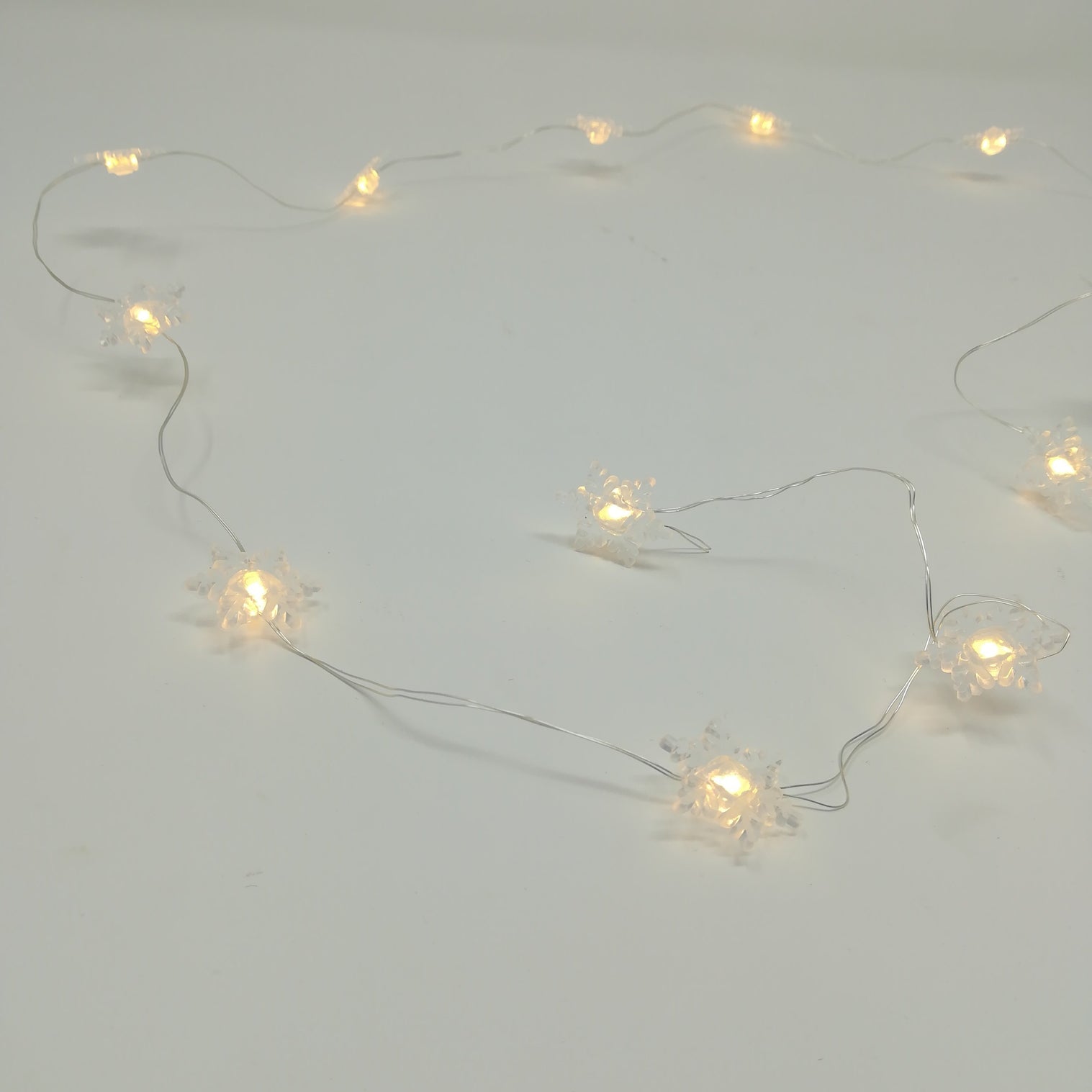 Catena Metal 20 Fiocchi LED Bianco Caldo a Batteria Timer Luci a Batteria Garden Team