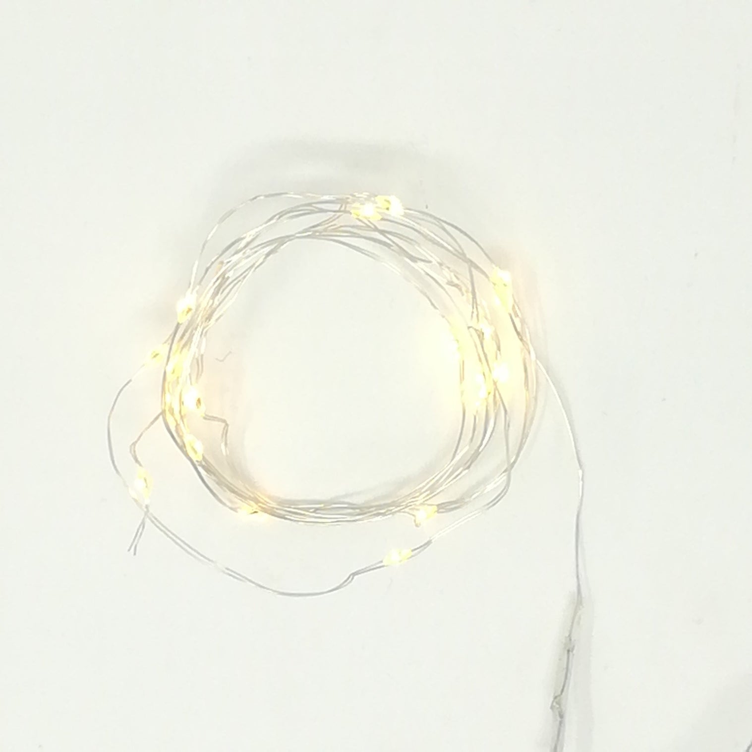 Cavo Metal color Oro 20 LED Bianco Caldo 1 MT Uso INTERNO Luci a Batteria KOOPMAN