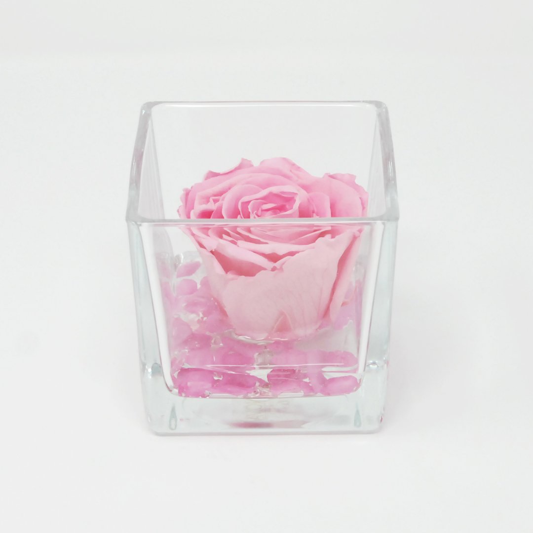 Composizione Rose Stabilizzate cubo glitter e perle