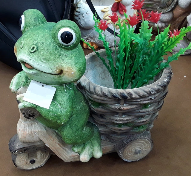 RANA CON TRICICLO 19,7X36XH33,5CM Animaletti in magnesite Garden Team