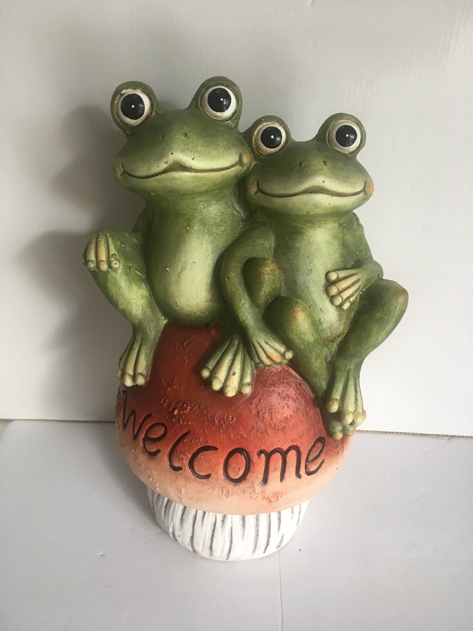 WELCOME RANE SU FUNGO 24,5X20Xh40CM Animaletti in magnesite Garden Team